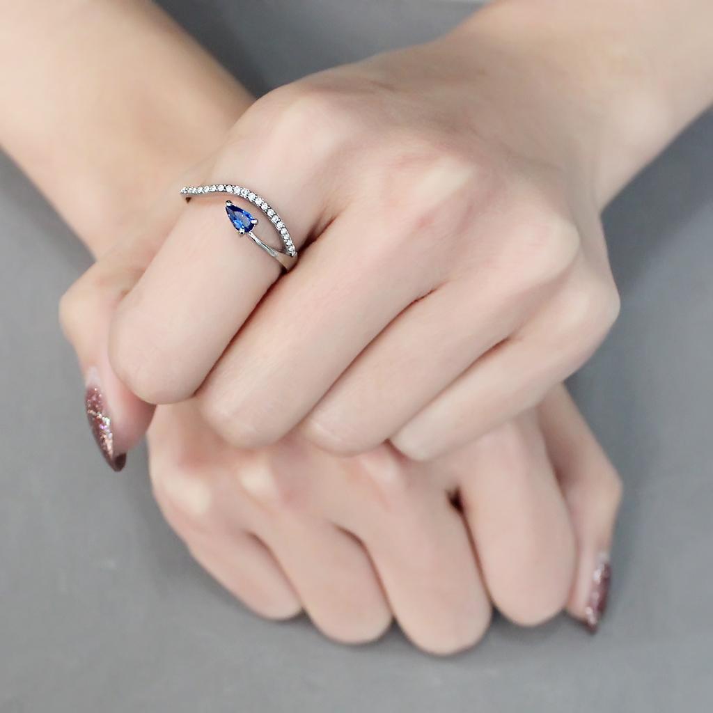 DA273 - High polished (no plating) Stainless Steel Ring with Synthetic Spinel in London Blue-4