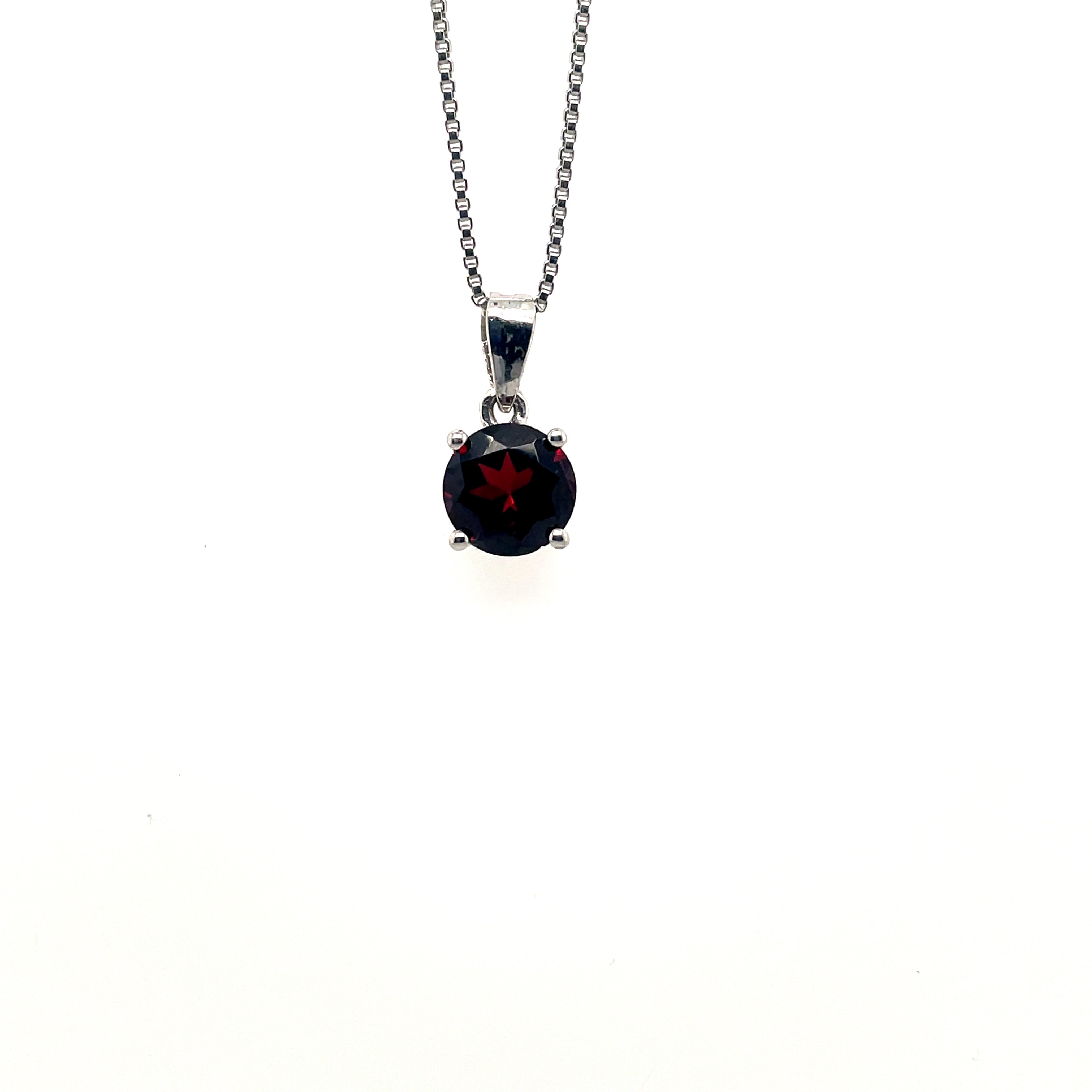 Garnet Pendant in .925 Sterling Silver - KSP 34559