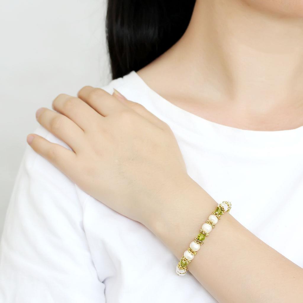LO4656 - Antique Silver White Metal Bracelet with Synthetic Pearl in Peridot-2